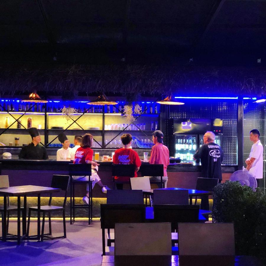 清莱 友爱豪华旅馆旅舍 外观 照片